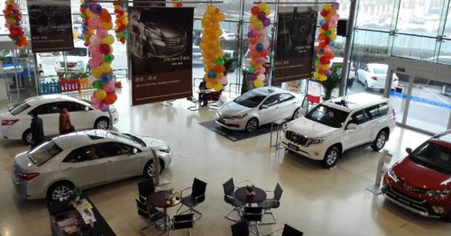 九成汽車經(jīng)銷商面臨寒冬，多地協(xié)會呼吁設(shè)立3至6月上牌過渡期以紓困